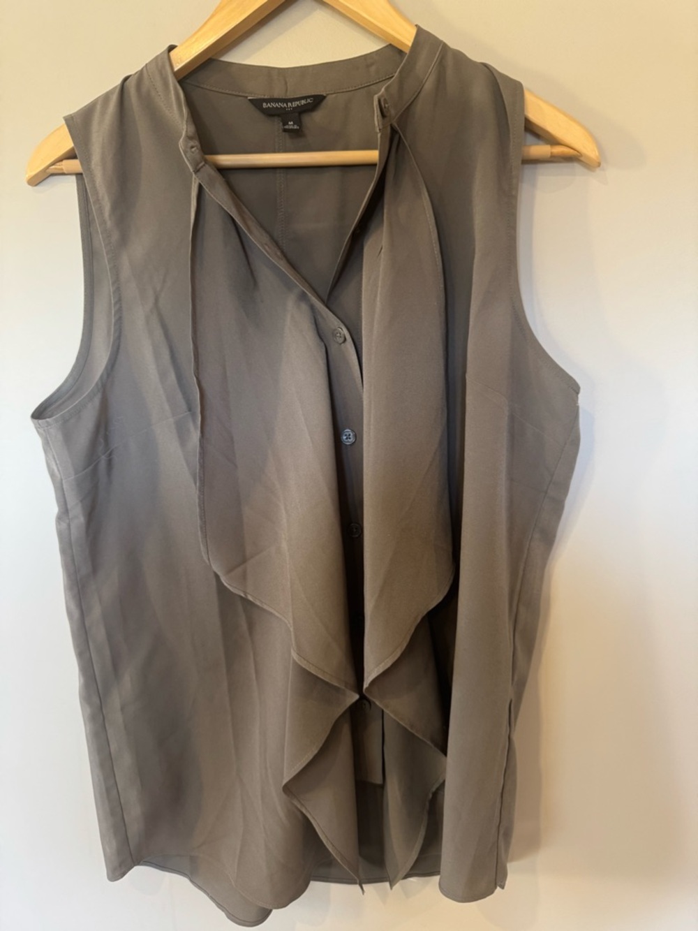 Banana Republic Sleeveless Ruffle Front Blouse in Taupe Gray